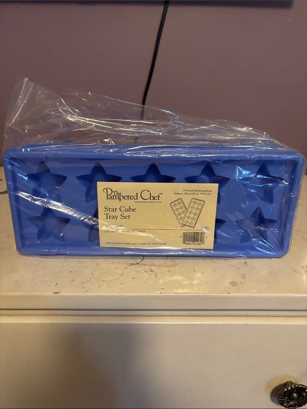 The Pampered Chef Blue Star Cube Tray Set of 2- Silicone Mold